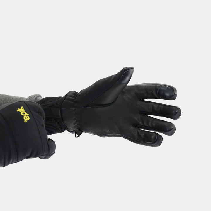 Epik Ice Wave Freezer Glove Black action put on