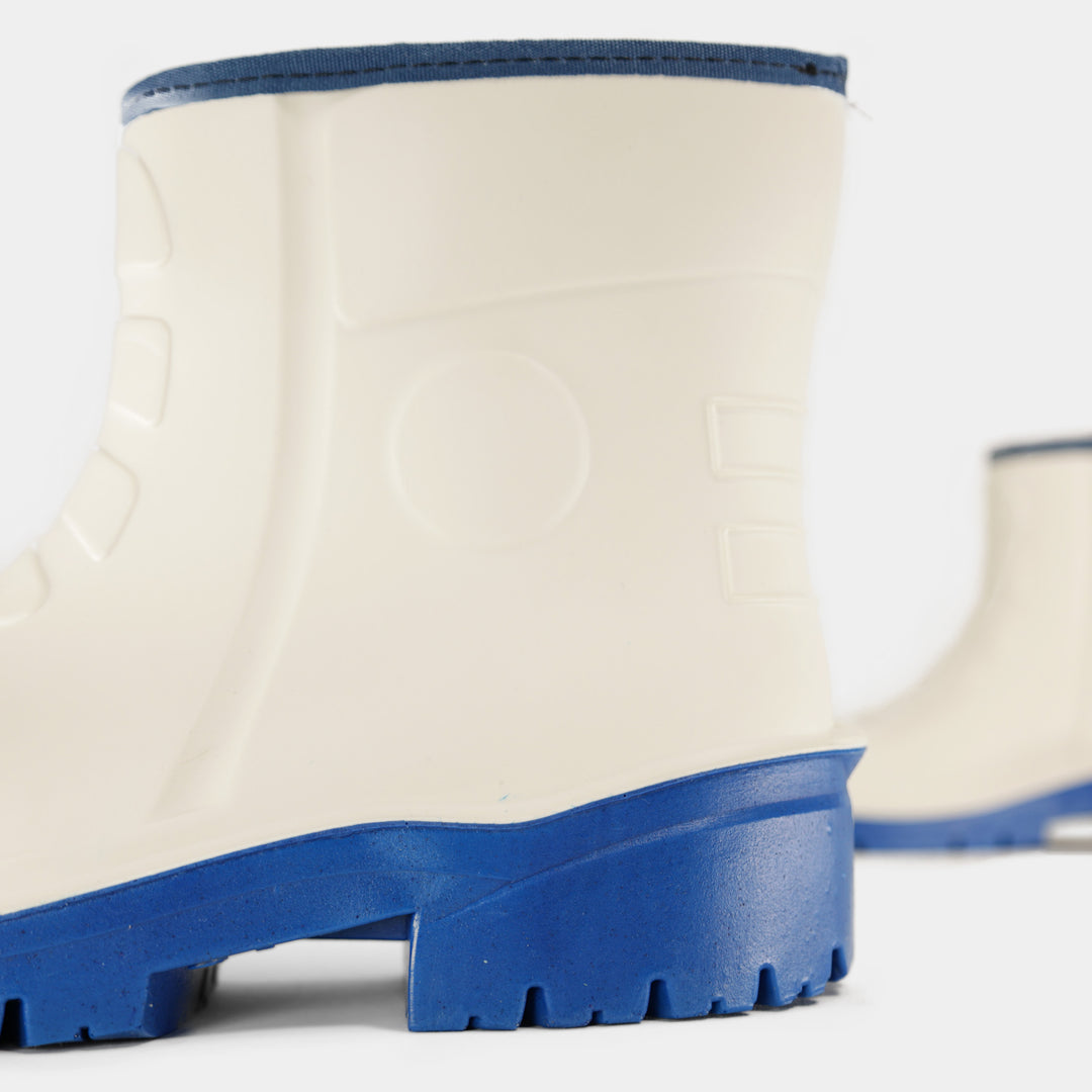 Epik Pace Polyurethane Short Boot Pair Heel Close Up