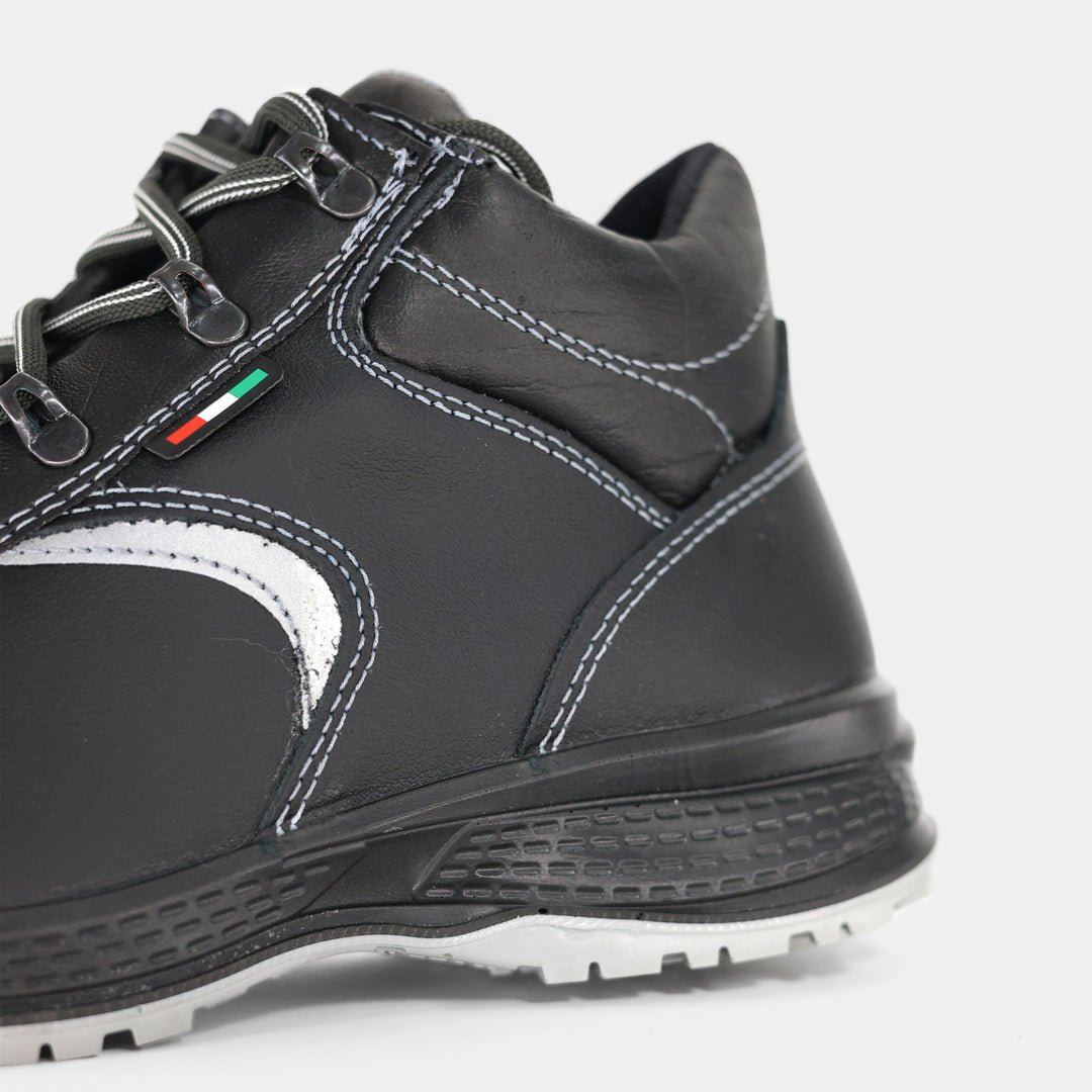 Epik Oxford Safety Shoe side close up